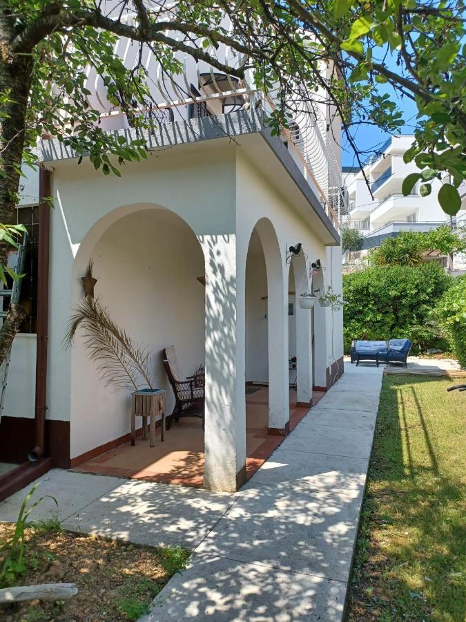 Apartment Bunjo'S Beach House トロギール エクステリア 写真